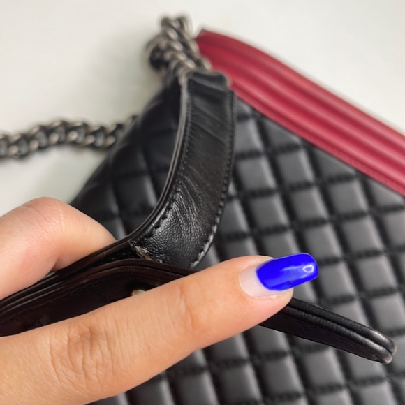 Chanel Lambskin Quilted Large Boy Bag flap, Black with Red piping - Picture 15 of 15